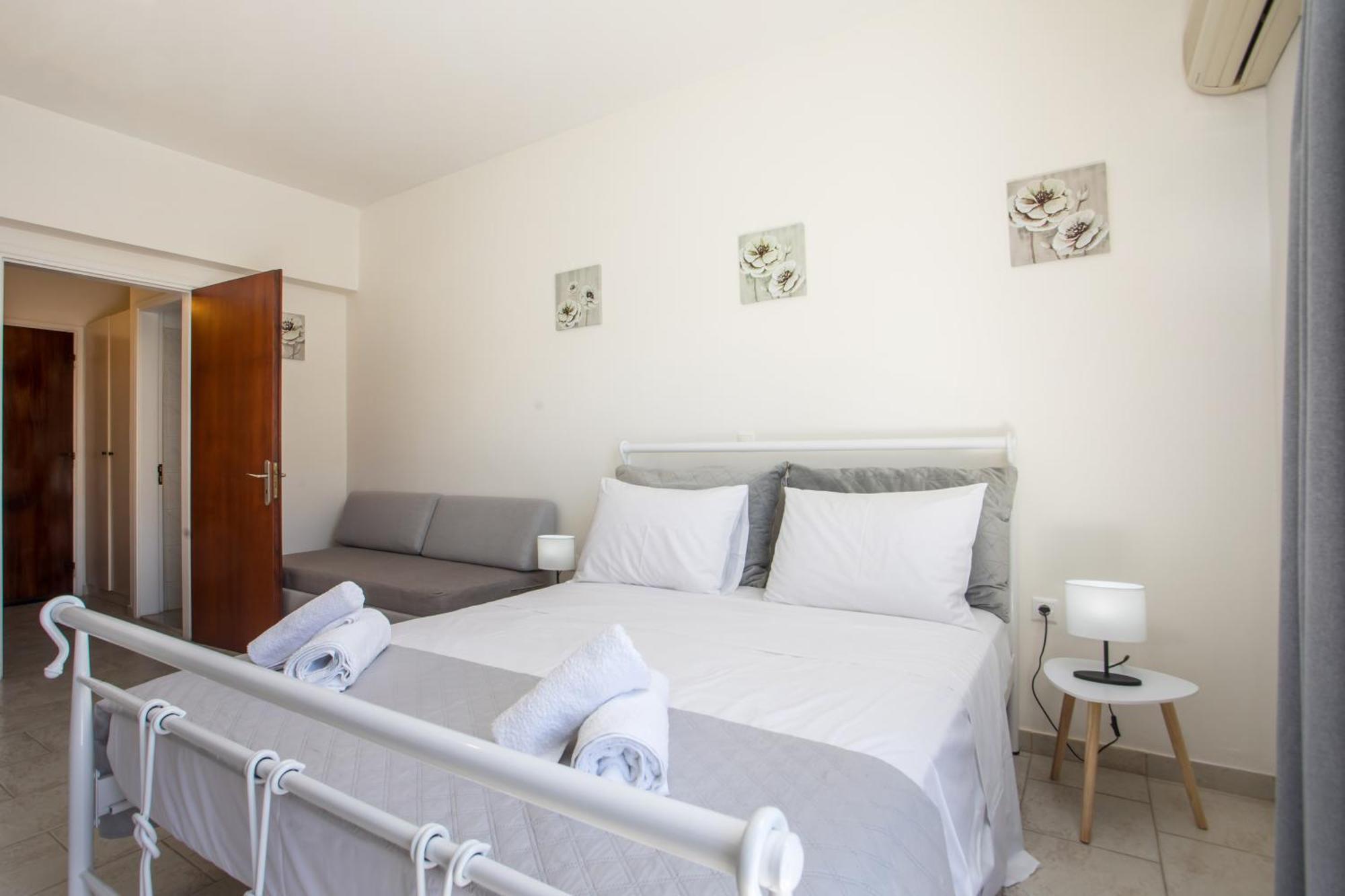 Economisa * Ialysos (Rhodes)